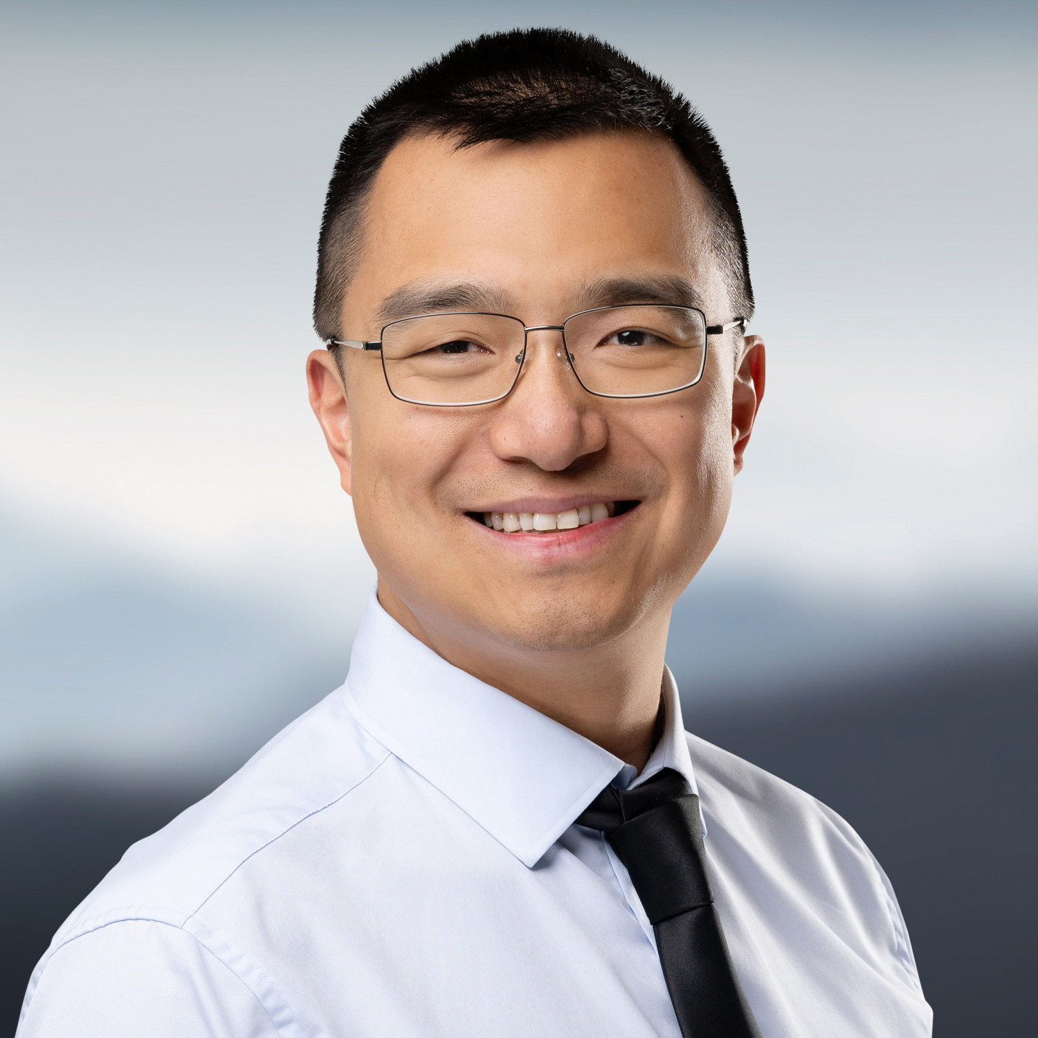 Zachary Tan, MD, Orthopedic Surgeon, Robotics